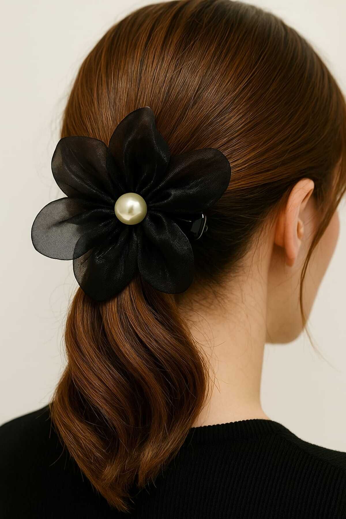 Kadın Siyah Lastik Toka Organze Çiçek Figür